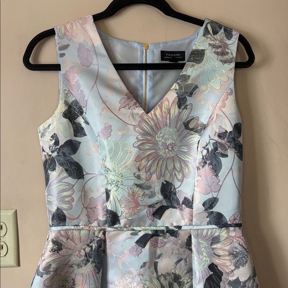 Tahari ASL Pastel Watercolor Floral Brocade A-Line Fit & Flare Dress Size 6 - Picture 5 of 10